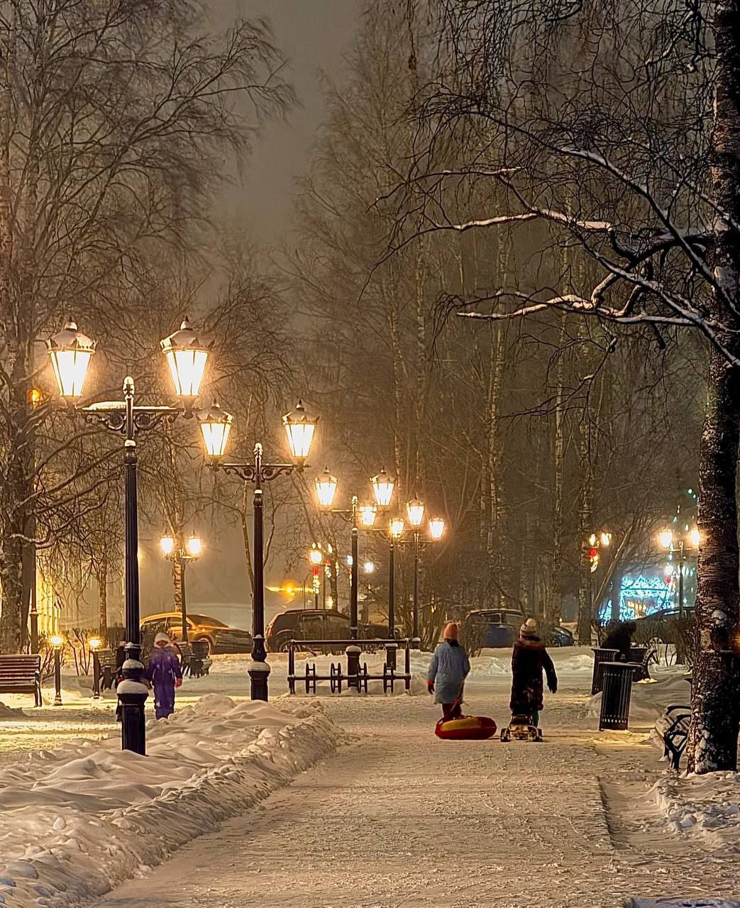 Максим Мартышин: Фото вечернего Сыктывкара от подписчиков Максим Мартышин: Фото вечернего Сыктывкара от подписчиков