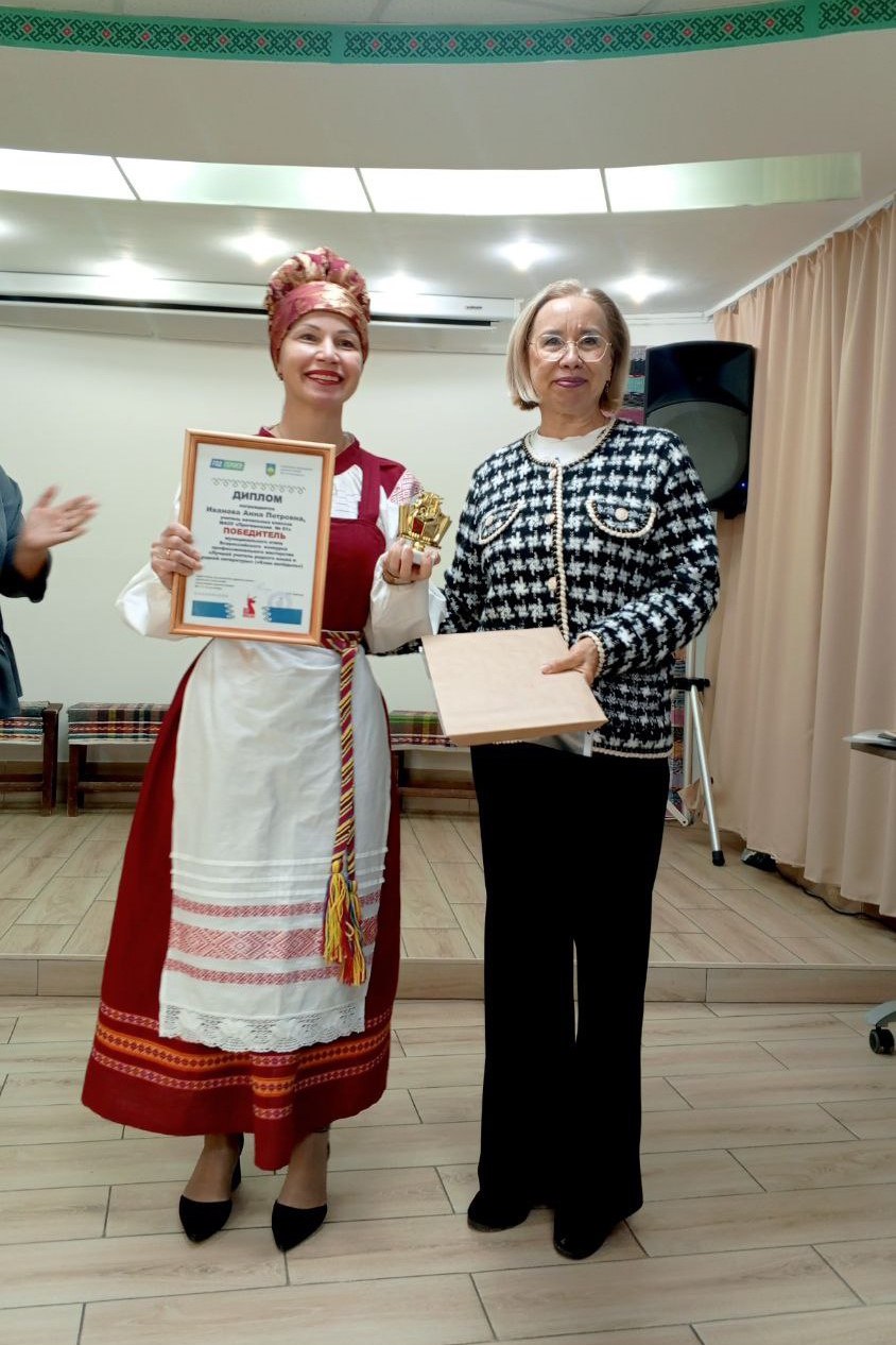 «Мед сьлманыд олас коми кыв да коми му» - пусть от сердца к сердцу передается, процветает коми язык и коми земля «Мед сьлманыд олас коми кыв да коми му» - пусть от сердца к сердцу передается, процветает коми язык и коми земля