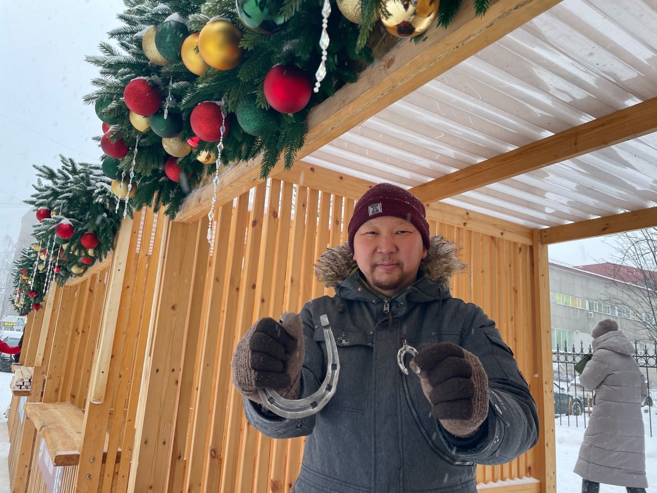 В Сыктывкаре на Стефановской площади стартовал зимний фестиваль «ТвсяГаж» В Сыктывкаре на Стефановской площади стартовал зимний фестиваль «ТвсяГаж»
