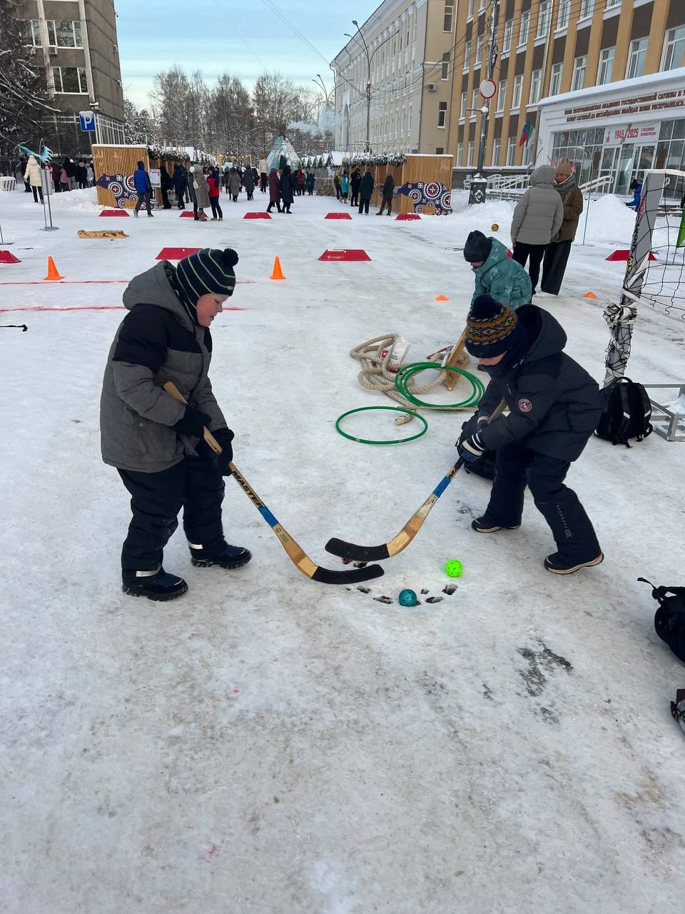 Максим Мартышин: На Стефановской площади уже чувствуется приближение Нового года Максим Мартышин: На Стефановской площади уже чувствуется приближение Нового года