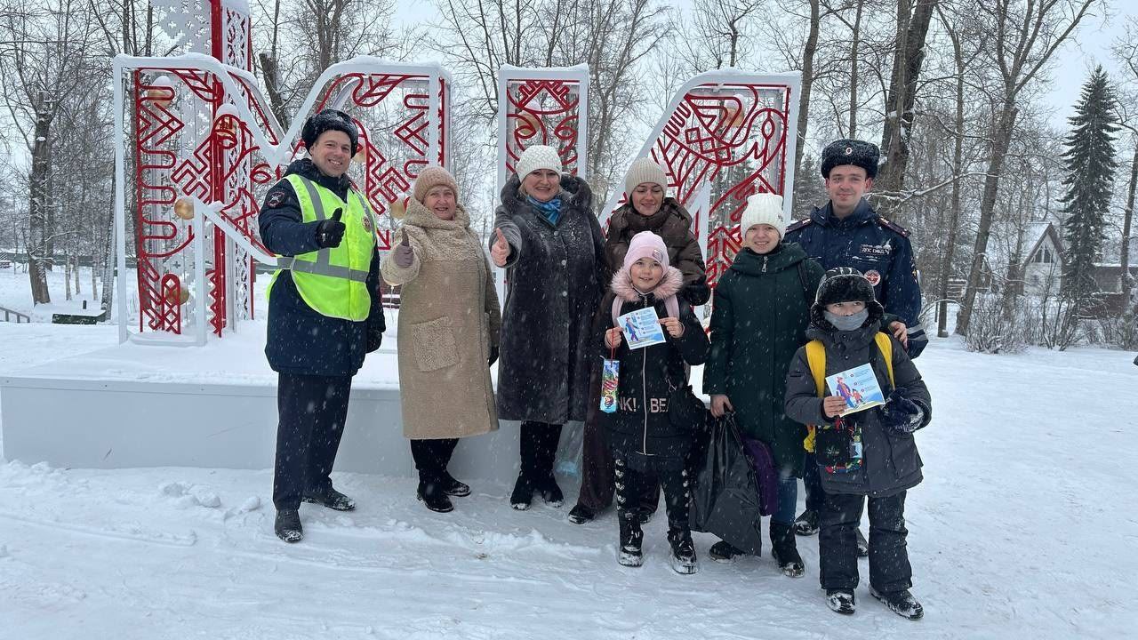 #Госавтоинспекция11 г.Сыктывкара предупреждает: зимние забавы детей могут быть опасны #Госавтоинспекция11 г.Сыктывкара предупреждает: зимние забавы детей могут быть опасны