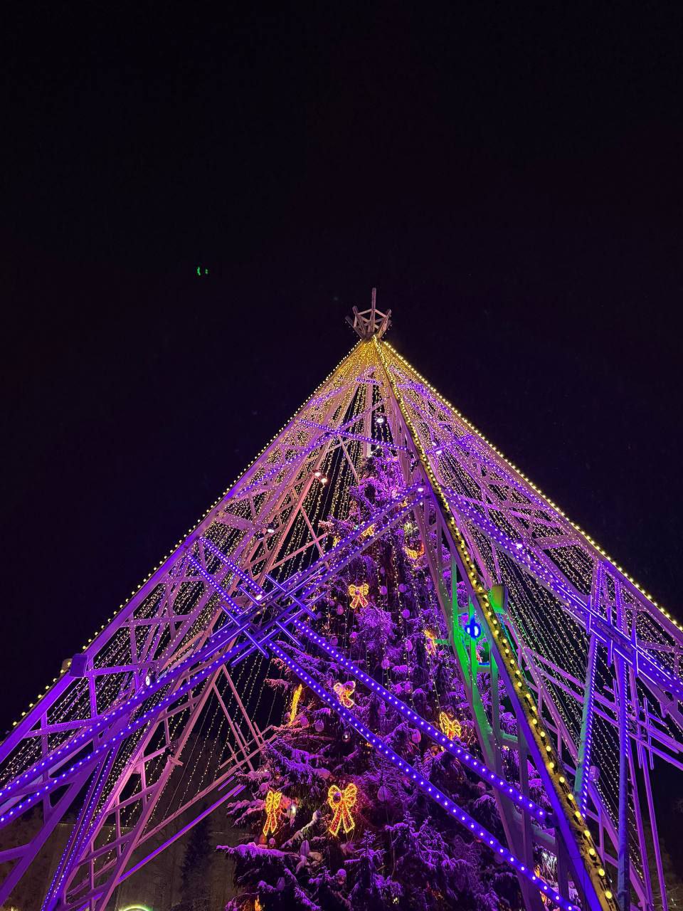 Максим Мартышин: Друзья! Фотографии настроения выходного дня от подписчиков! Спасибо за душевные фотографии! Добра!