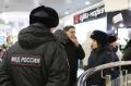 Профилактические рейды полицейских в торговых центрах Сыктывкара проходят с участием представителей общественности