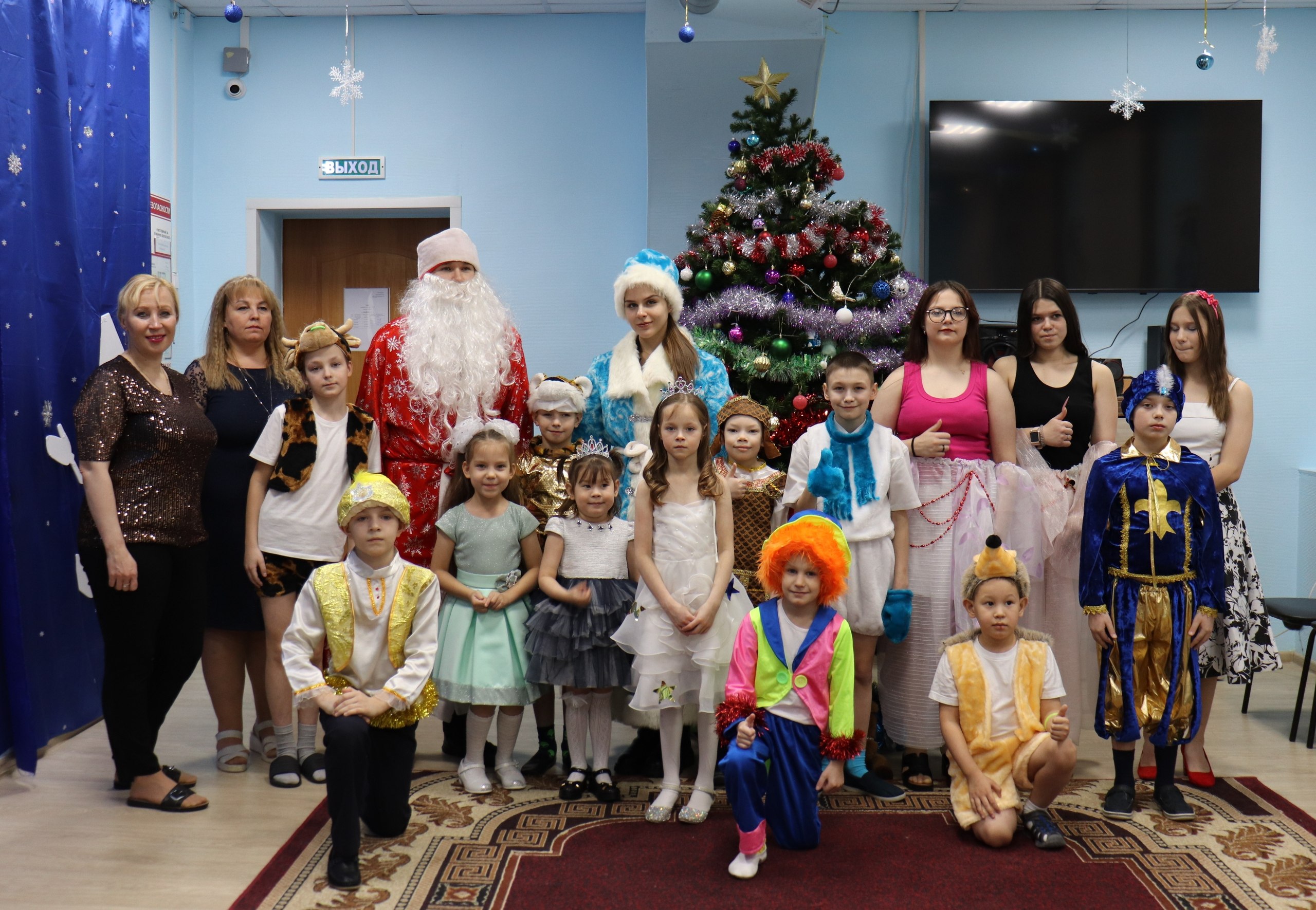 В Республике Коми продолжается акция «Полицейский Дед Мороз» В Республике Коми продолжается акция «Полицейский Дед Мороз»