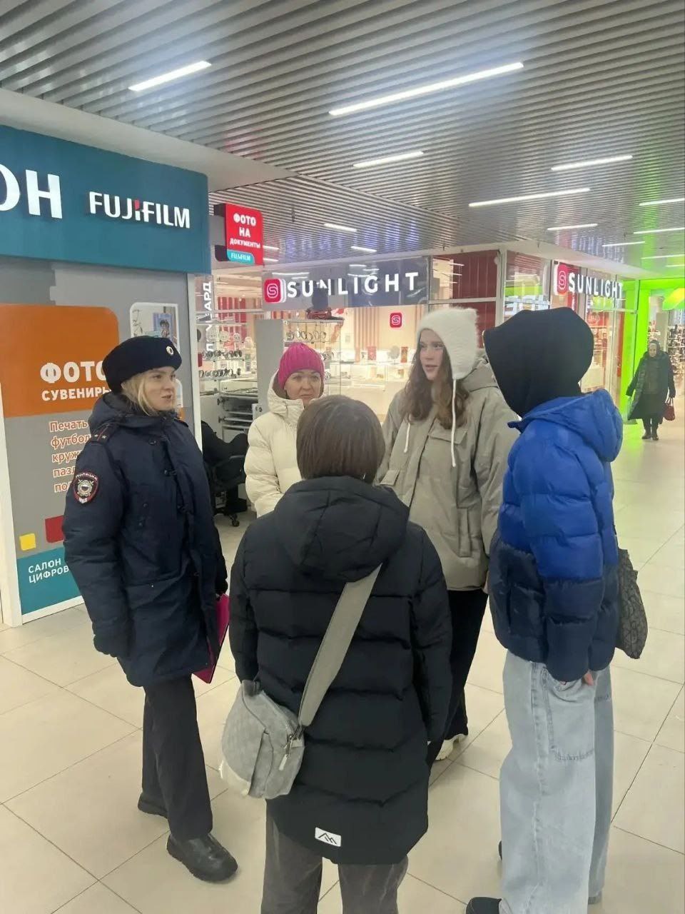 Максим Мартышин: Друзья, безопасность детей - наша общая ответственность! Традиционно в период зимних каникул этому вопросу было уделено особое внимание Максим Мартышин: Друзья, безопасность детей - наша общая ответственность! Традиционно в период зимних каникул этому вопросу было уделено особое внимание