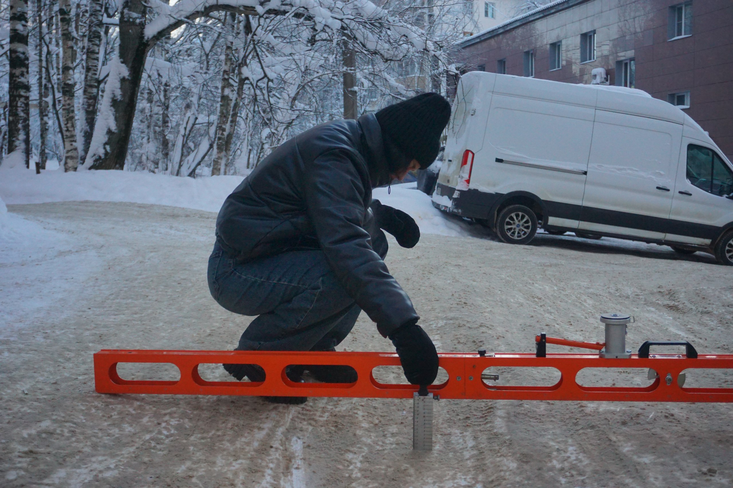 Максим Мартышин: Сегодня специалисты жилищно-коммунального хозяйства администрации объехали свыше 20 дворов по улицам Крупской, Оплеснина, Старовского, Коммунистической, Ручейной, Южной и по Октябрьскому проспекту Максим Мартышин: Сегодня специалисты жилищно-коммунального хозяйства администрации объехали свыше 20 дворов по улицам Крупской, Оплеснина, Старовского, Коммунистической, Ручейной, Южной и по Октябрьскому проспекту