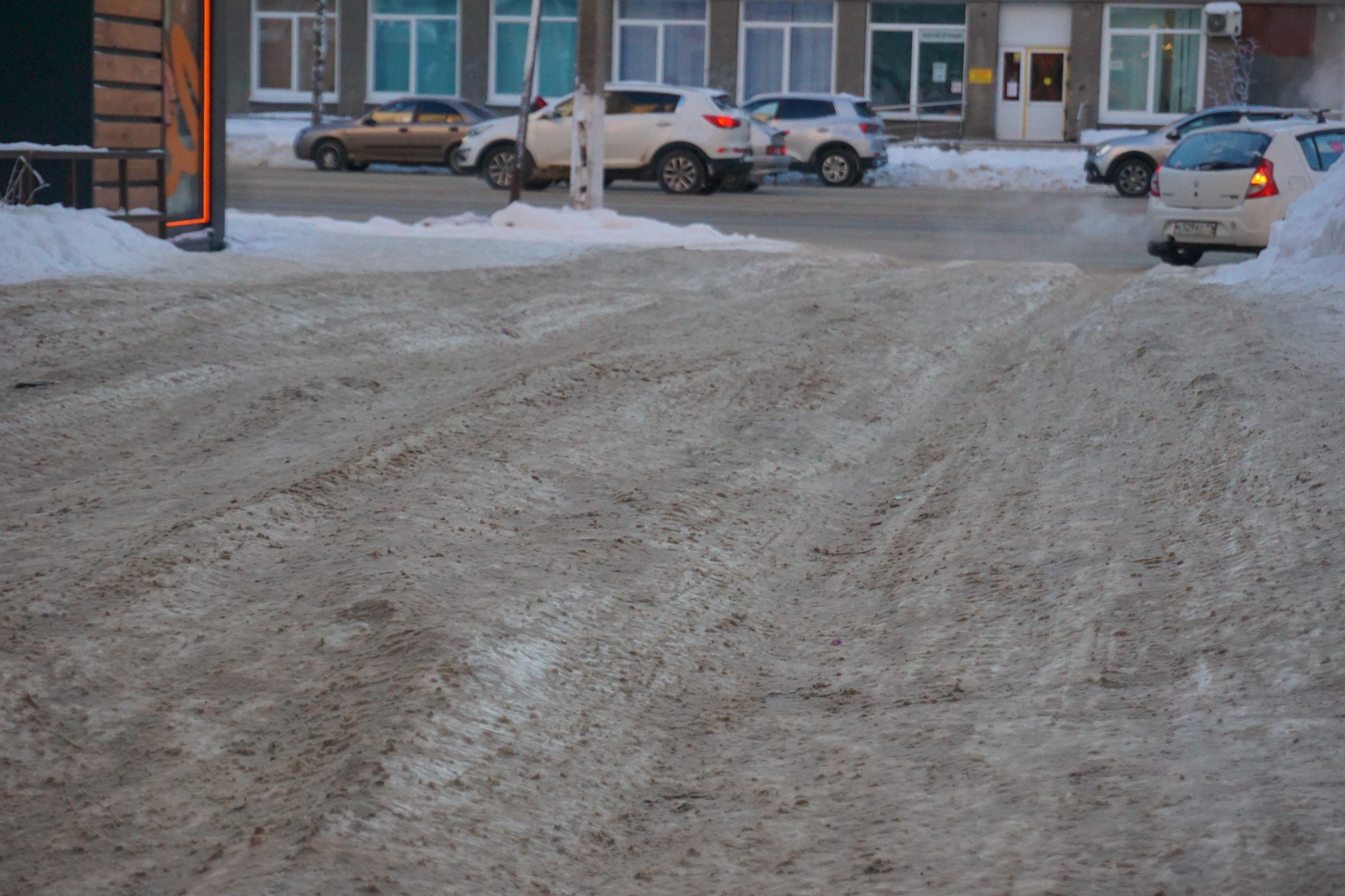 Максим Мартышин: Сегодня специалисты жилищно-коммунального хозяйства администрации объехали свыше 20 дворов по улицам Крупской, Оплеснина, Старовского, Коммунистической, Ручейной, Южной и по Октябрьскому проспекту Максим Мартышин: Сегодня специалисты жилищно-коммунального хозяйства администрации объехали свыше 20 дворов по улицам Крупской, Оплеснина, Старовского, Коммунистической, Ручейной, Южной и по Октябрьскому проспекту