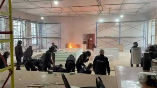 После взрыва учебной гранаты в центре МВД в Сыктывкаре потерпевшими признаны более 30 человек, сообщили в СК