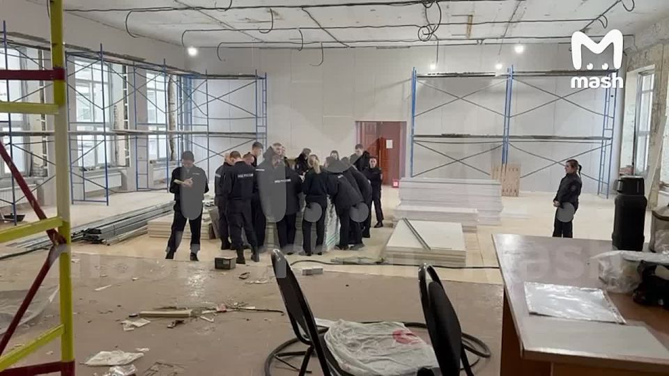 Момент взрыва светошумовой гранаты в центре подготовки МВД в Сыктывкаре