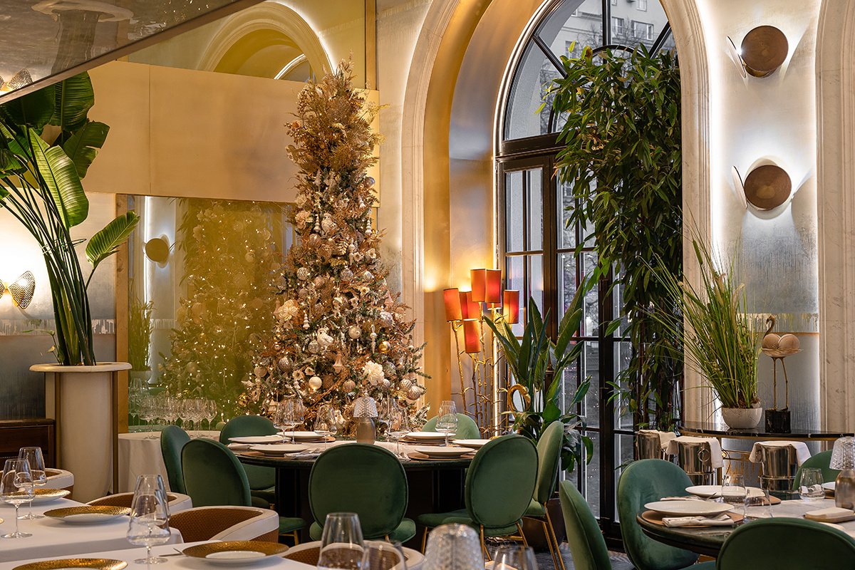 Новогоднее волшебство в московских ресторанах: как они встречают праздник