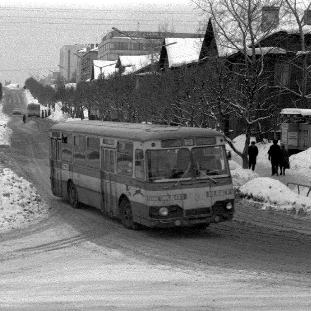 Максим Мартышин: Друзья, в этом году регулярным автобусным маршрутам Сыктывкара - 90 лет! Максим Мартышин: Друзья, в этом году регулярным автобусным маршрутам Сыктывкара - 90 лет!