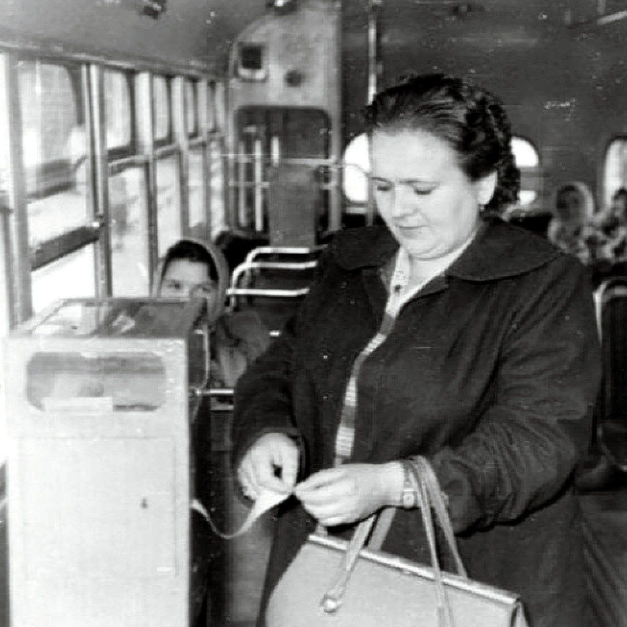 Максим Мартышин: Друзья, в этом году регулярным автобусным маршрутам Сыктывкара - 90 лет! Максим Мартышин: Друзья, в этом году регулярным автобусным маршрутам Сыктывкара - 90 лет!