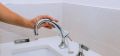 Как устранить протечку под раковиной: советы и решения