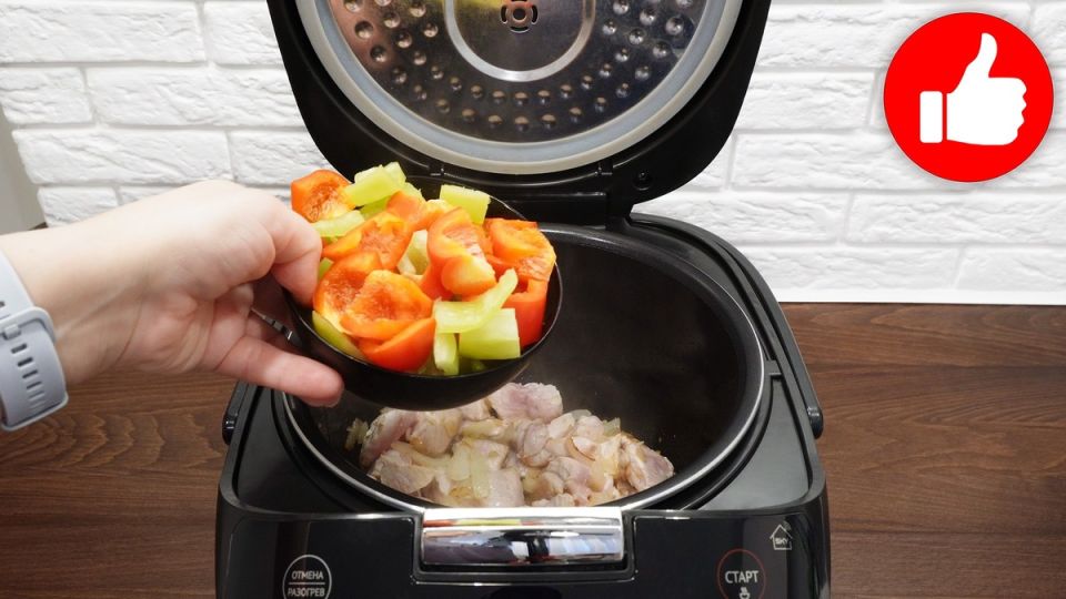 Как приготовить насыщенный паприкаш из курицы в мультиварке