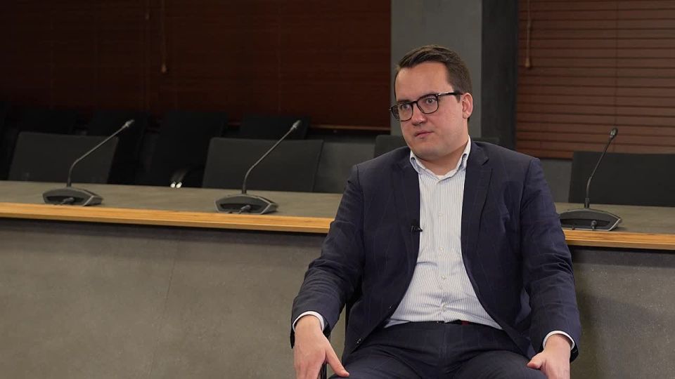 ������ �������� ����� ������� � ������ ���������� �������� ������ ������������� ��������� �������� �����������