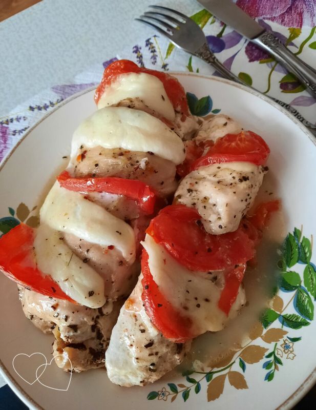 Куриное филе с моцареллой и помидорами: идеальный рецепт для вашего стола