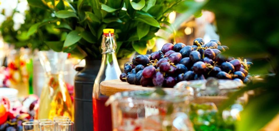 Приглашение на грузинские банкеты в кафе "Хачапури"