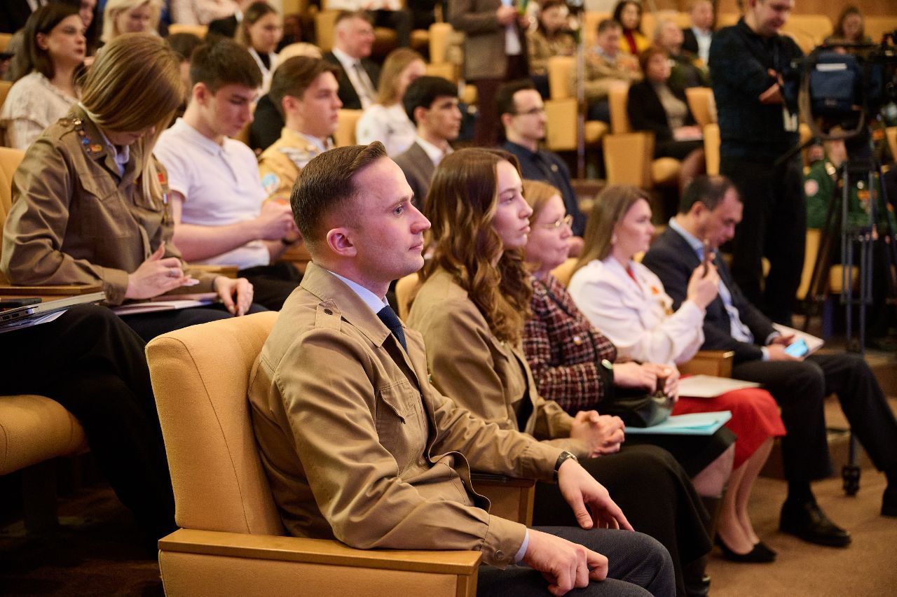 В преддверии Дня РСО в Государственной Думе состоялась конференция, посвященная роли студенческих отрядов в системе подготовки кадров для экономики страны В преддверии Дня РСО в Государственной Думе состоялась конференция, посвященная роли студенческих отрядов в системе подготовки кадров для экономики страны