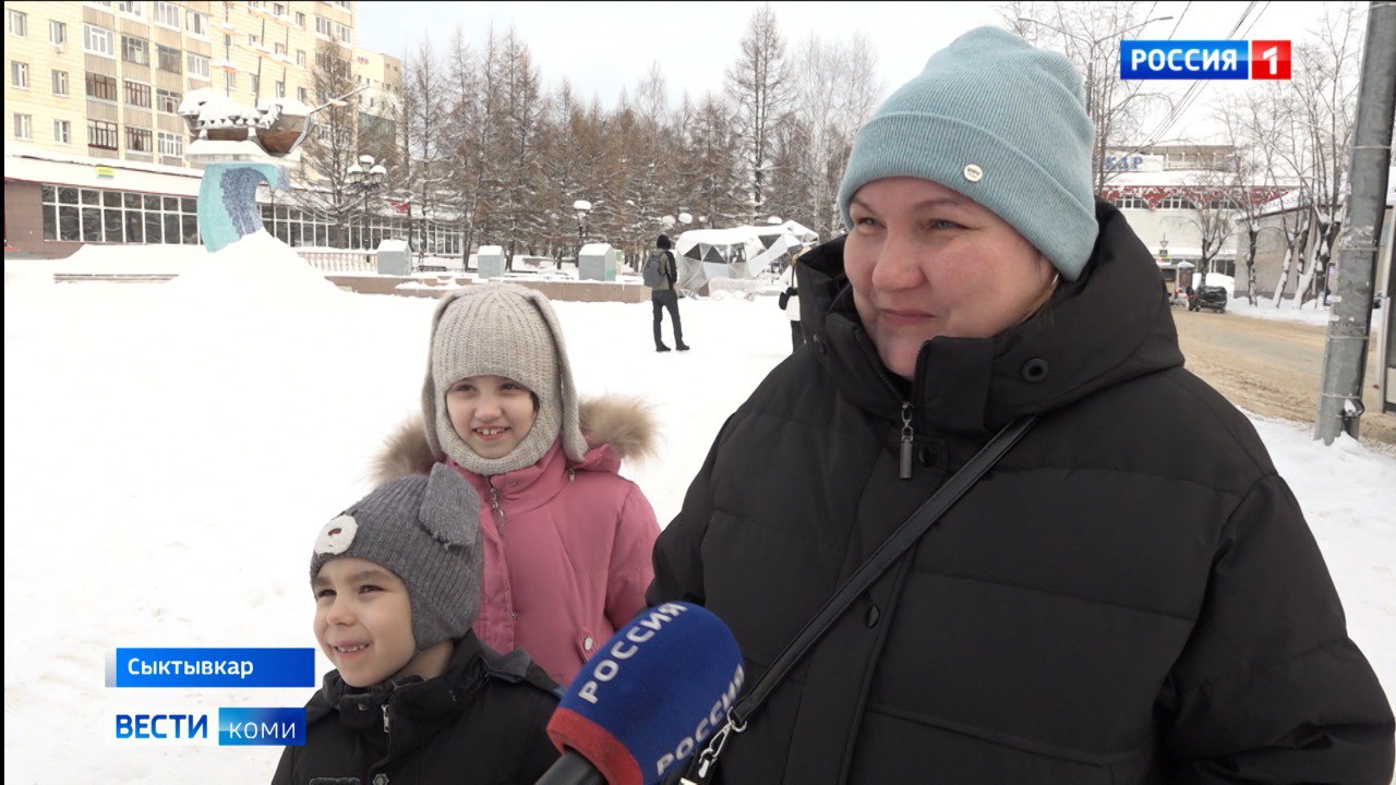 Как отмечают масленицу жители столицы и с какой начинкой предпочитают блины?