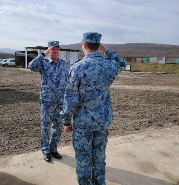 Андрей Сицский проверил несение службы сотрудниками органов внутренних дел в составе сводного отряда на Северном Кавказе Андрей Сицский проверил несение службы сотрудниками органов внутренних дел в составе сводного отряда на Северном Кавказе
