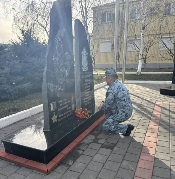 Андрей Сицский проверил несение службы сотрудниками органов внутренних дел в составе сводного отряда на Северном Кавказе Андрей Сицский проверил несение службы сотрудниками органов внутренних дел в составе сводного отряда на Северном Кавказе