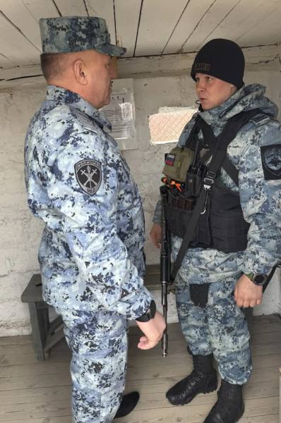 Андрей Сицский проверил несение службы сотрудниками органов внутренних дел в составе сводного отряда на Северном Кавказе Андрей Сицский проверил несение службы сотрудниками органов внутренних дел в составе сводного отряда на Северном Кавказе