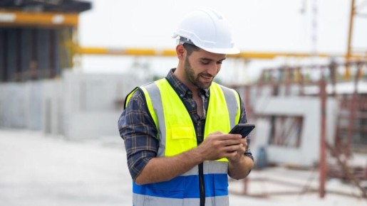 Как белорусам проверить свой страховой стаж в мобильном приложении