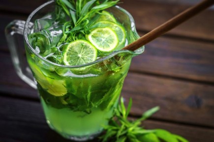 Как приготовить освежающий домашний тархун