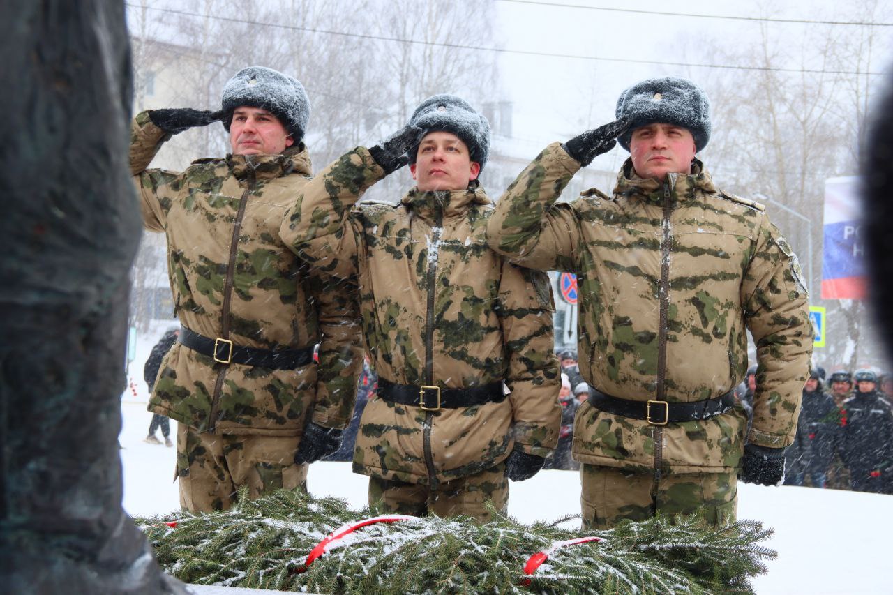 Максим Мартышин: День защитника Отечества в Сыктывкаре Максим Мартышин: День защитника Отечества в Сыктывкаре