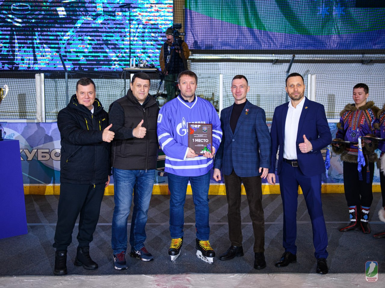 В Сыктывкаре завершился первый Кубок Главы Республики Коми по хоккею «Воин» В Сыктывкаре завершился первый Кубок Главы Республики Коми по хоккею «Воин»