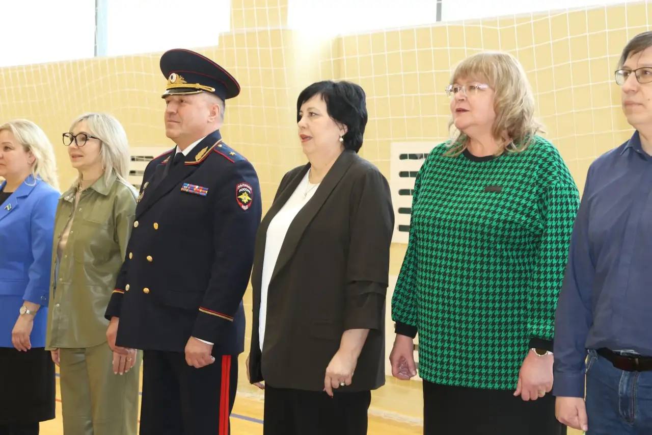 В Сыктывкаре стартовал турнир по футзалу на кубок «Министра внутренних дел по Республике Коми» В Сыктывкаре стартовал турнир по футзалу на кубок «Министра внутренних дел по Республике Коми»