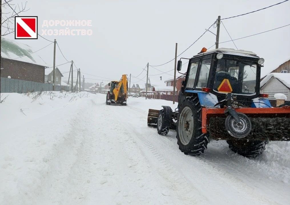 Максим Мартышин: В выходные дни коммунальные предприятия Сыктывкара потрудились - за несколько дней с улиц вывезли почти 10 тысяч кубов снега