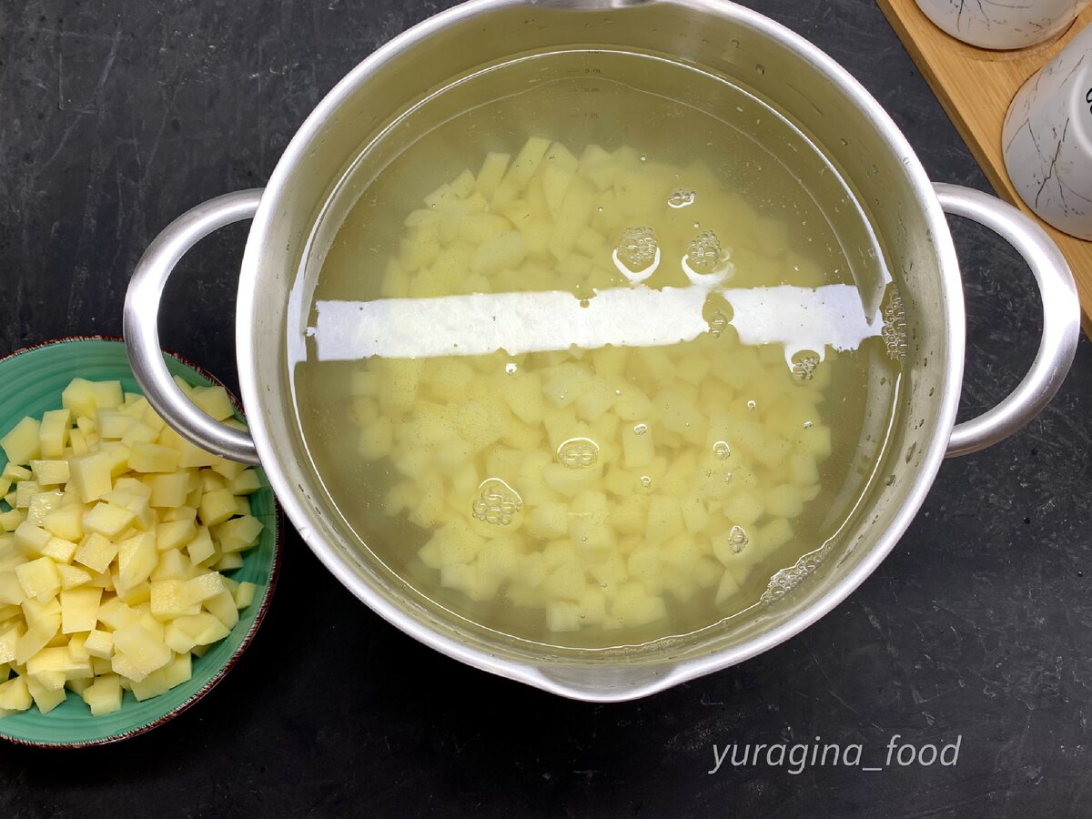 Зелёный борщ без капусты: вкусный и полезный рецепт для всей семьи