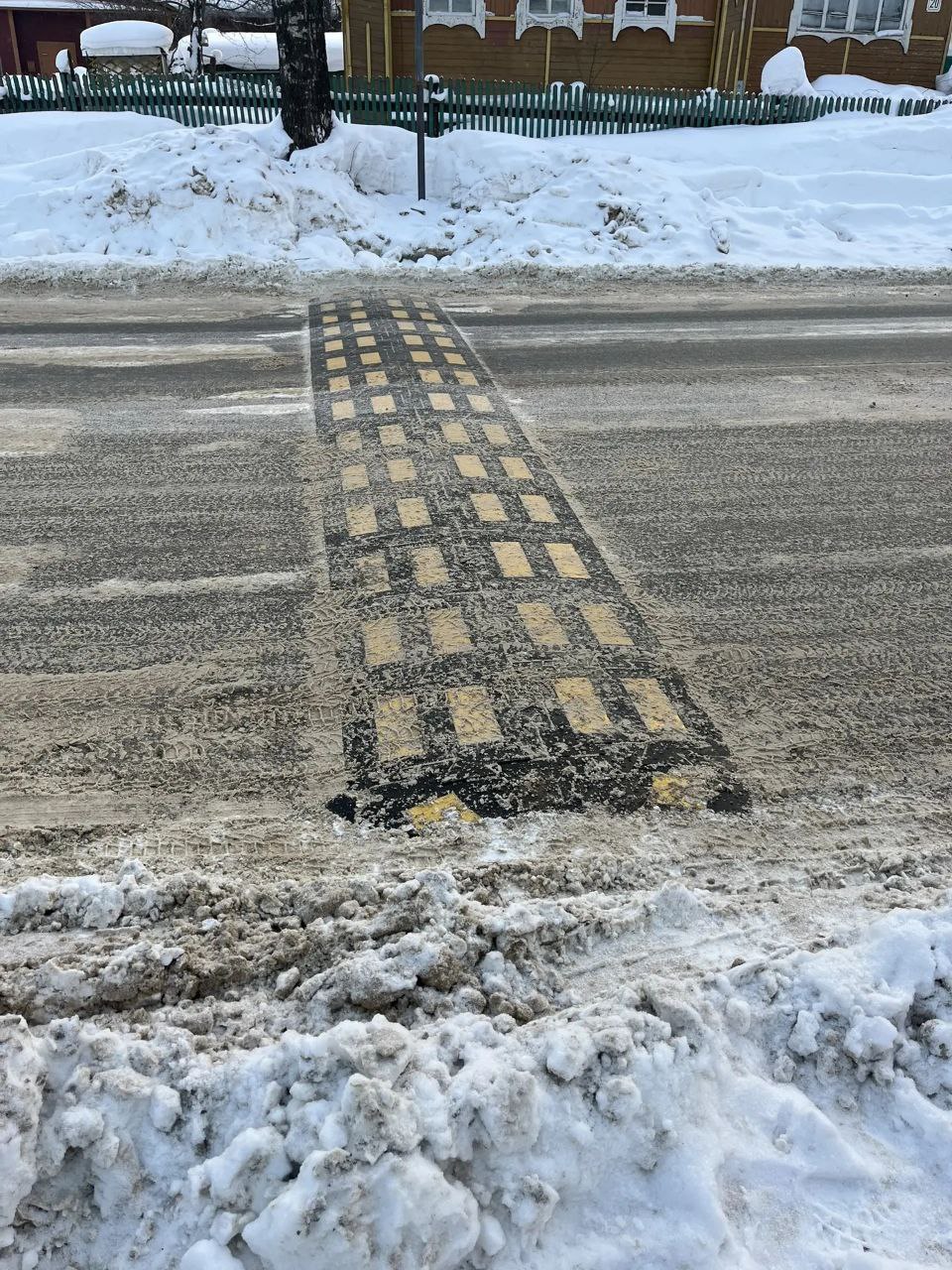 Максим Мартышин: На улице Южной установили искусственную неровность на нерегулируемом пешеходном переходе в районе улицы Красноармейской Максим Мартышин: На улице Южной установили искусственную неровность на нерегулируемом пешеходном переходе в районе улицы Красноармейской