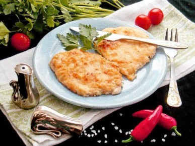 Нежная куриная грудка с сыром: простое и вкусное блюдо