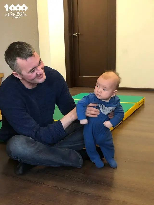 Максим Мартышин: Друзья, в нашей рубрике «1000 счастливых семей Сыктывкара» сегодня замечательная история про семью Стрепетовых Максим Мартышин: Друзья, в нашей рубрике «1000 счастливых семей Сыктывкара» сегодня замечательная история про семью Стрепетовых