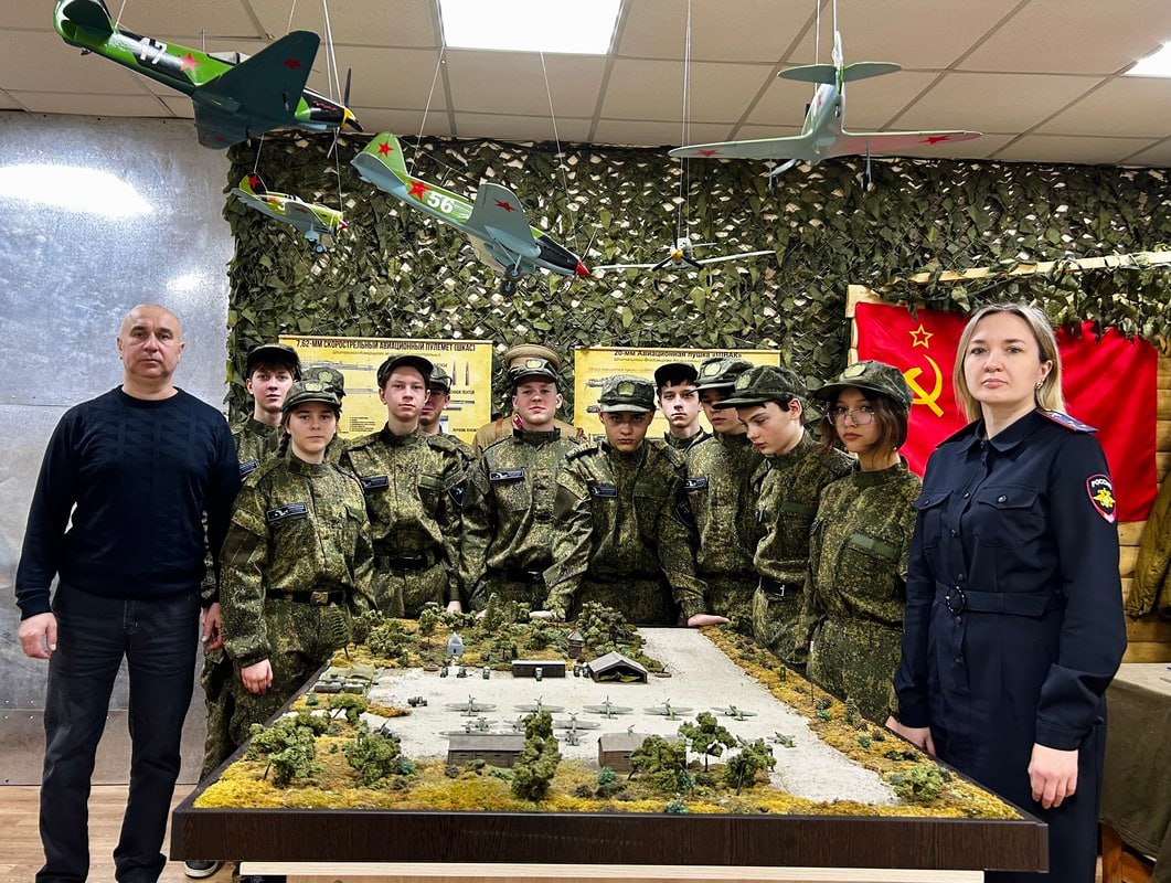 В Мордовии транспортные полицейские и общественники провели профилактические мероприятия с подростками В Мордовии транспортные полицейские и общественники провели профилактические мероприятия с подростками