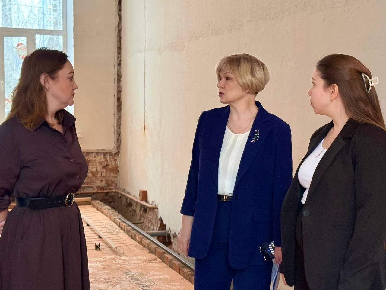 Продолжаем контролировать ход капитального ремонта Технического лицея - работы идут по графику Продолжаем контролировать ход капитального ремонта Технического лицея - работы идут по графику