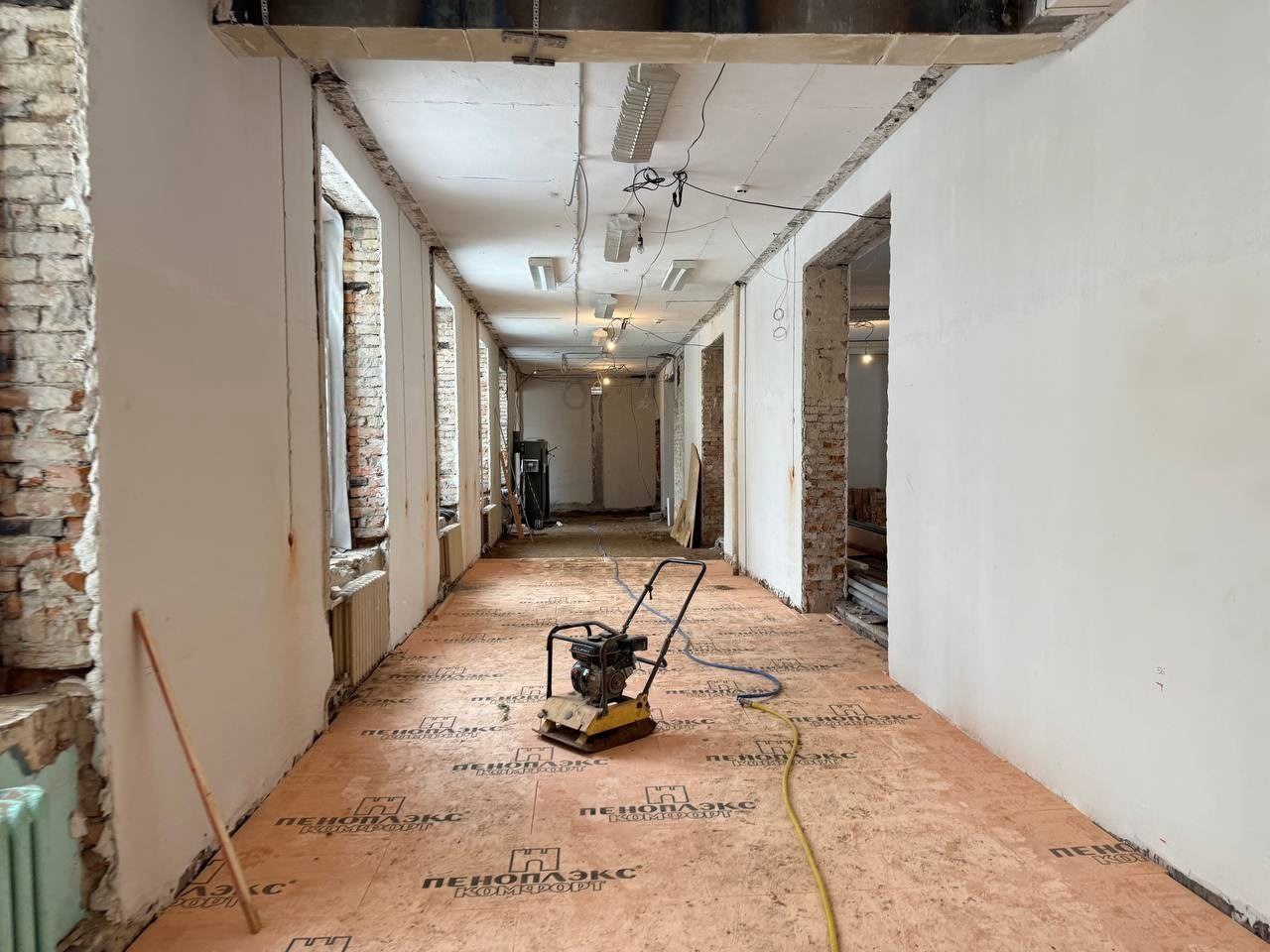 Продолжаем контролировать ход капитального ремонта Технического лицея - работы идут по графику