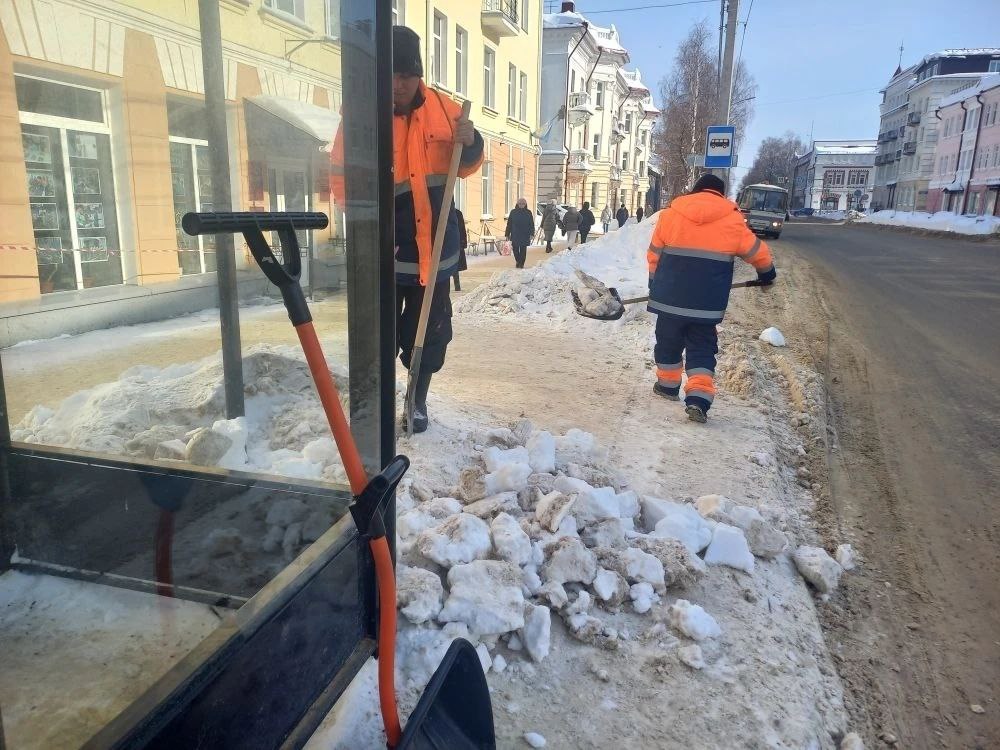 Максим Мартышин: Уважаемые работники и ветераны жилищно-коммунального хозяйства Сыктывкара! Максим Мартышин: Уважаемые работники и ветераны жилищно-коммунального хозяйства Сыктывкара!