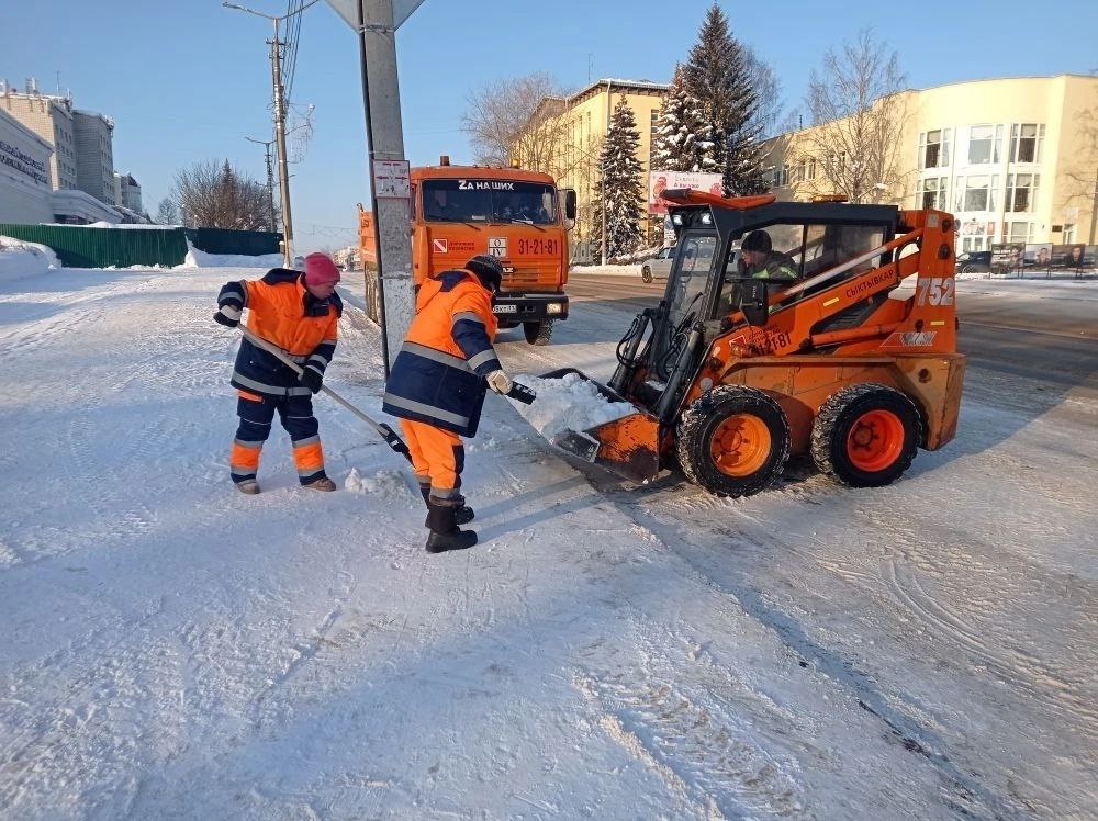 Максим Мартышин: Уважаемые работники и ветераны жилищно-коммунального хозяйства Сыктывкара! Максим Мартышин: Уважаемые работники и ветераны жилищно-коммунального хозяйства Сыктывкара!