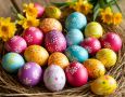 Пасхальные яйца: красный или разнообразие цветов?