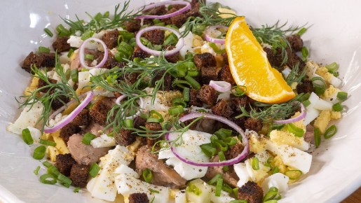 Удивительный салат с печенью трески за считанные минуты