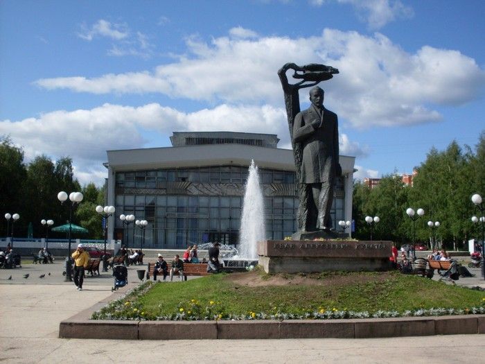 ������� � 12:00 ������ ������ ���� ���� � ���������