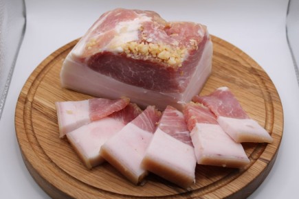 Сало: Как правильно сочетать для соблюдения здоровья