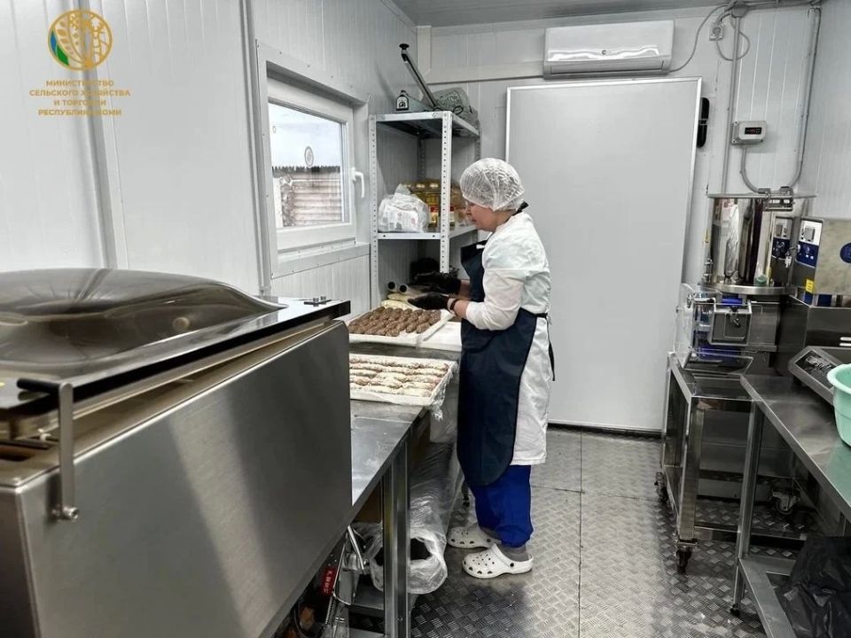 В Пожеге заработал обновлённый цех по переработке молока В Пожеге заработал обновлённый цех по переработке молока