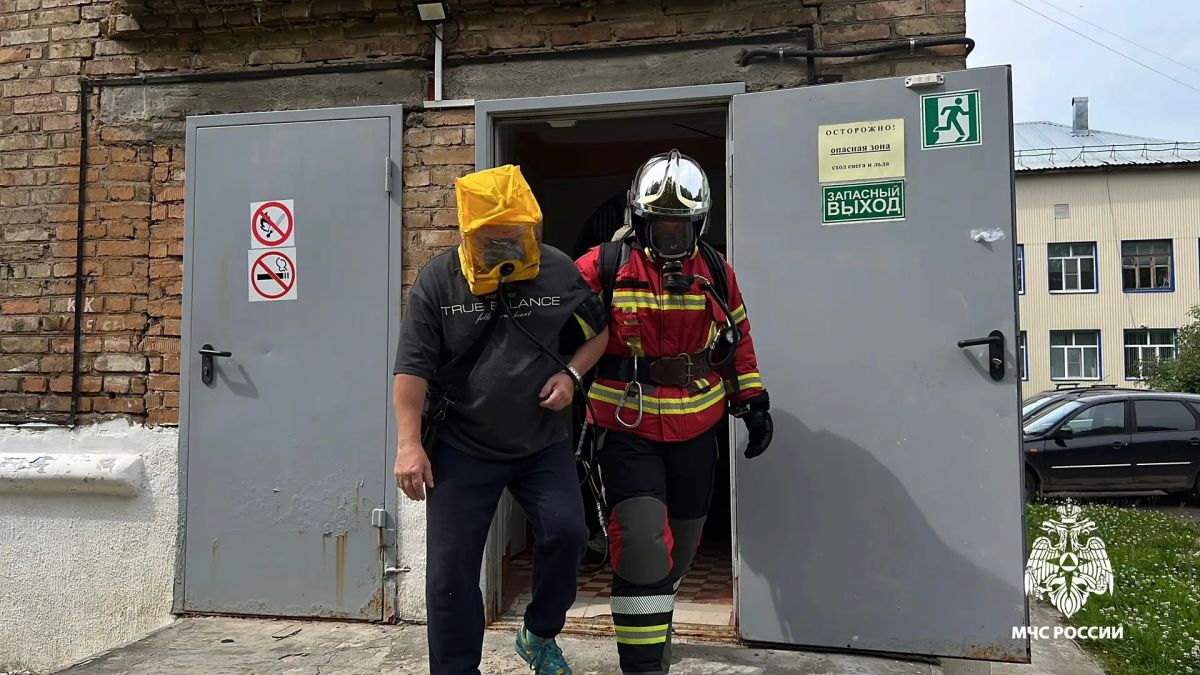 Юным энтузиастам о расследовании пожаров Юным энтузиастам о расследовании пожаров