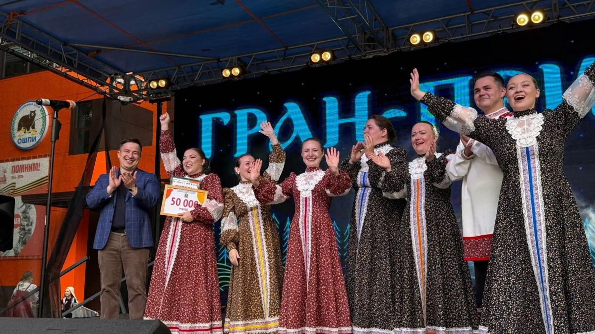 Сыктывкарский хор «Эжва йлга» победил на фестивале «Завалинка» Сыктывкарский хор «Эжва йлга» победил на фестивале «Завалинка»