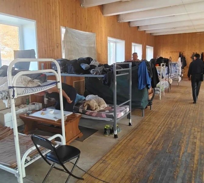 В Республике Коми пресечена деятельность группы лиц, незаконно легализовавших пребывание в регионе 187 иностранных граждан В Республике Коми пресечена деятельность группы лиц, незаконно легализовавших пребывание в регионе 187 иностранных граждан
