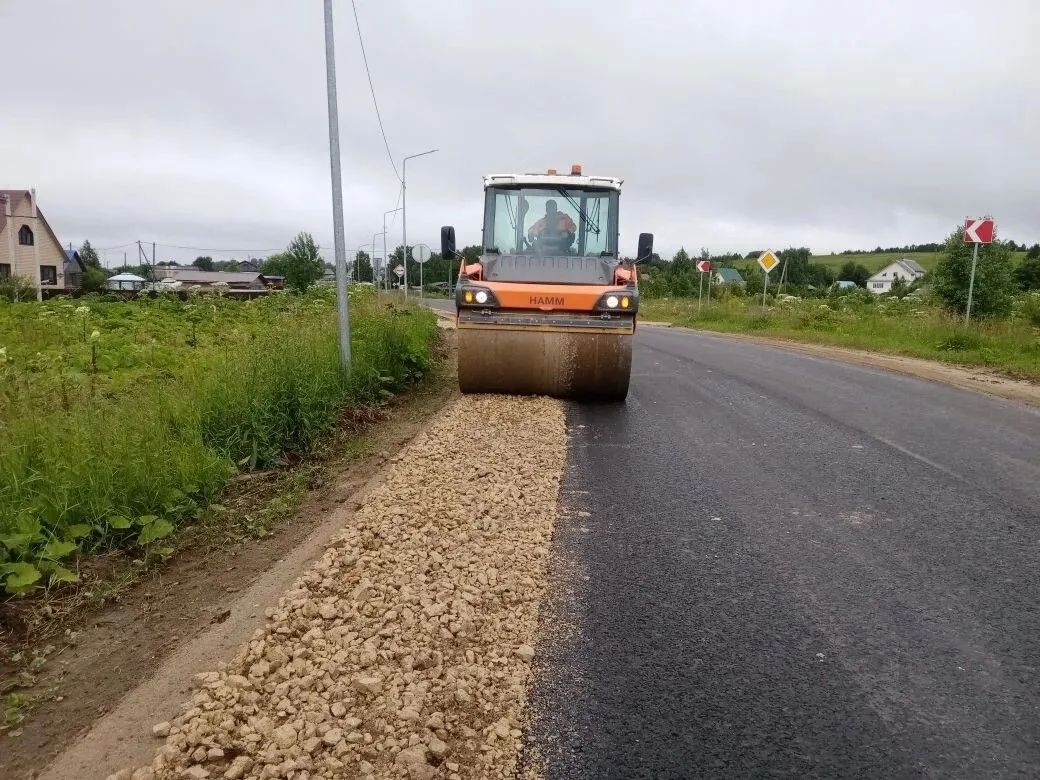 В Сысольском районе обновили подъезд к селу Визинга В Сысольском районе обновили подъезд к селу Визинга